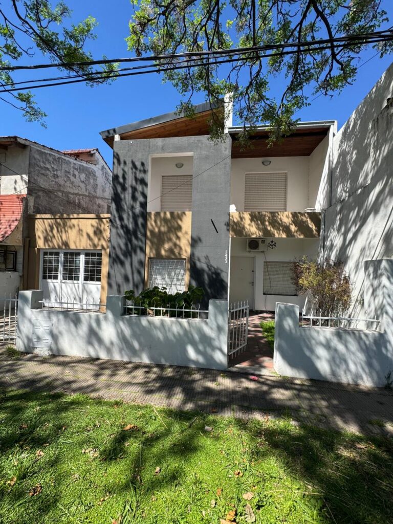 PASAJE GRAL. MANUEL SAVIO 2433