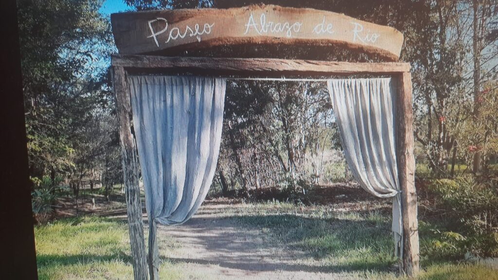 TERRENOS CON VISTA AL RIO EN ANDINO